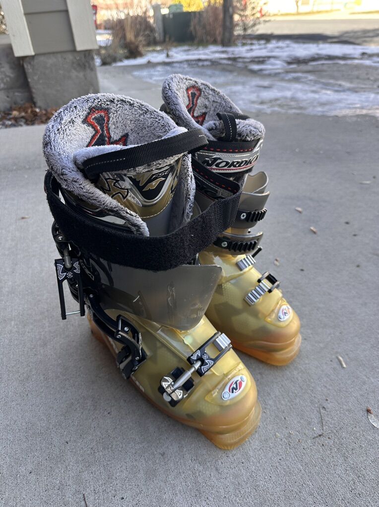 Nordica Supercharge spark Ski Boots