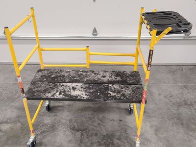 MetalTech 4ft Mini Scaffold Adjustable Platform