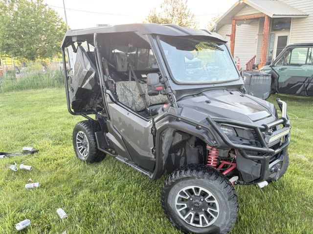 2018 Honda Pioneer 1000-5 LE