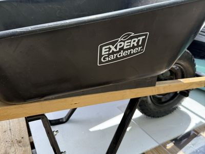 Expert Gardener 4 Cubic ft Poly Tray Wheelbarrow