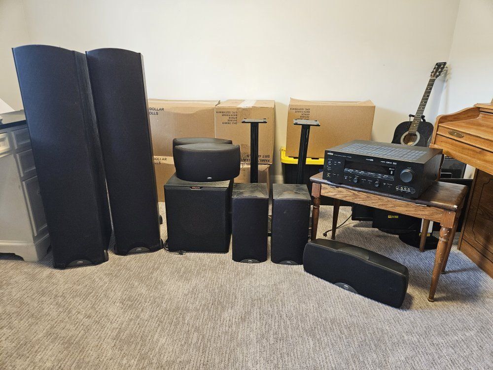 Yamaha HTR-6080 Receiver & Klipsch 7.1 Speaker System (Synergy Series, Subwoofer included)