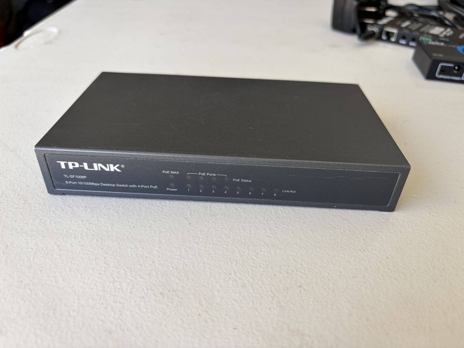 TP-Link TL-SF1008P 8-Port 10/100Mbps Desktop Switch with 4-Port PoE