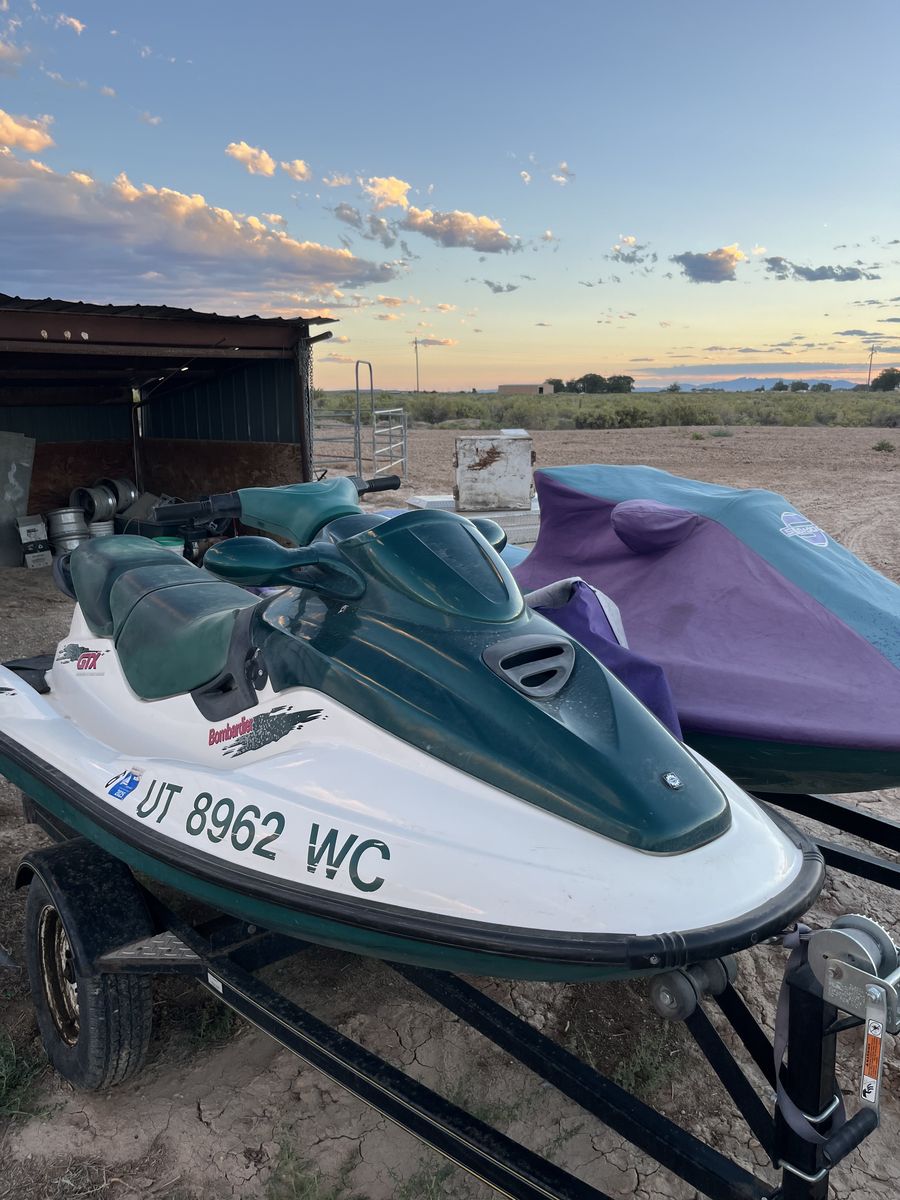 2 1996 Seadoo wave-runners