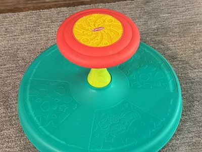 Playskool Sit 'n Spin Classic Spinning Activity Toy for Kids