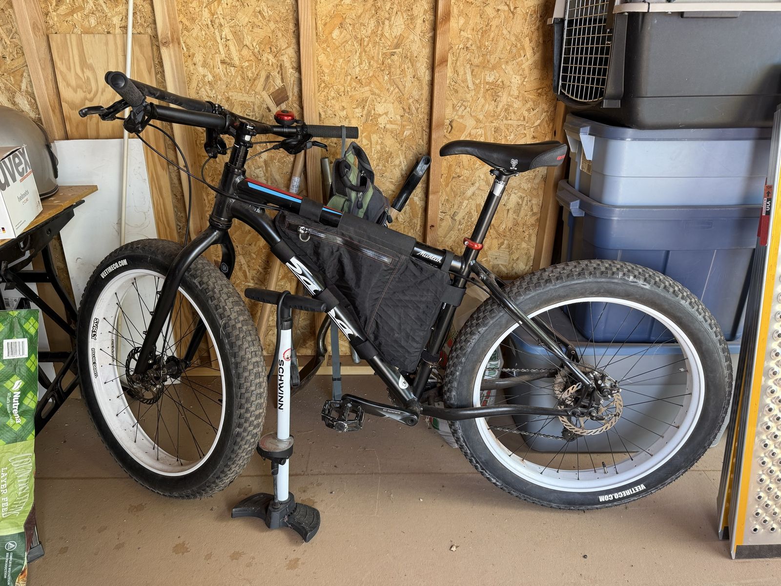 2014 Salsa Mukluk Fat Tire Mountain Bike - Large Frame/19”