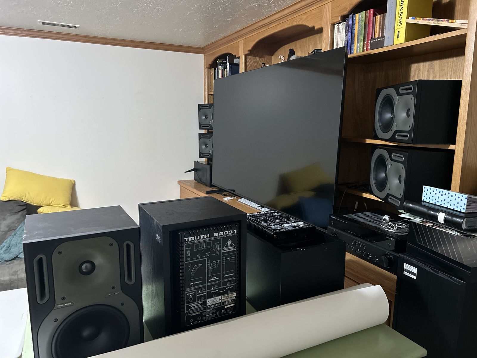 Main image 3