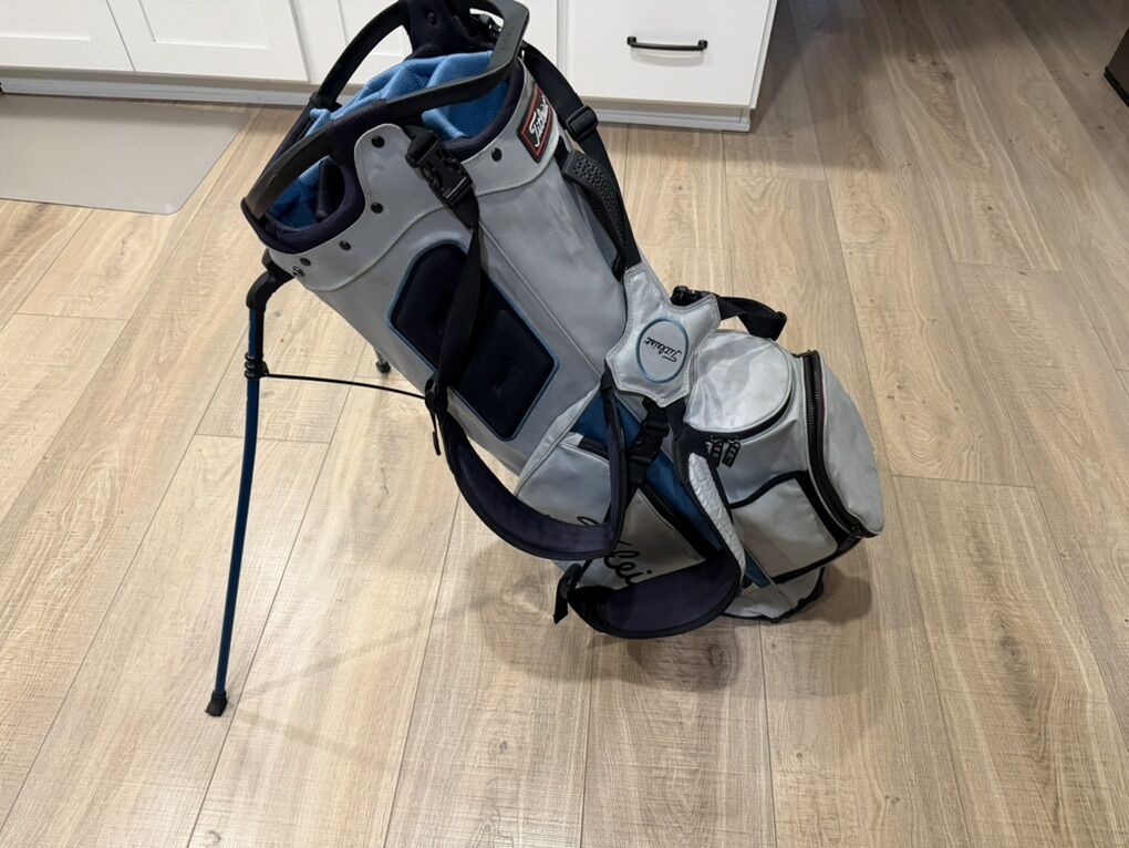 Titleist Hybrid 14 Golf Bag