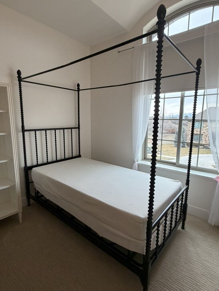 Twin Size Metal Bed Frame