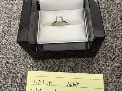 engagement ring