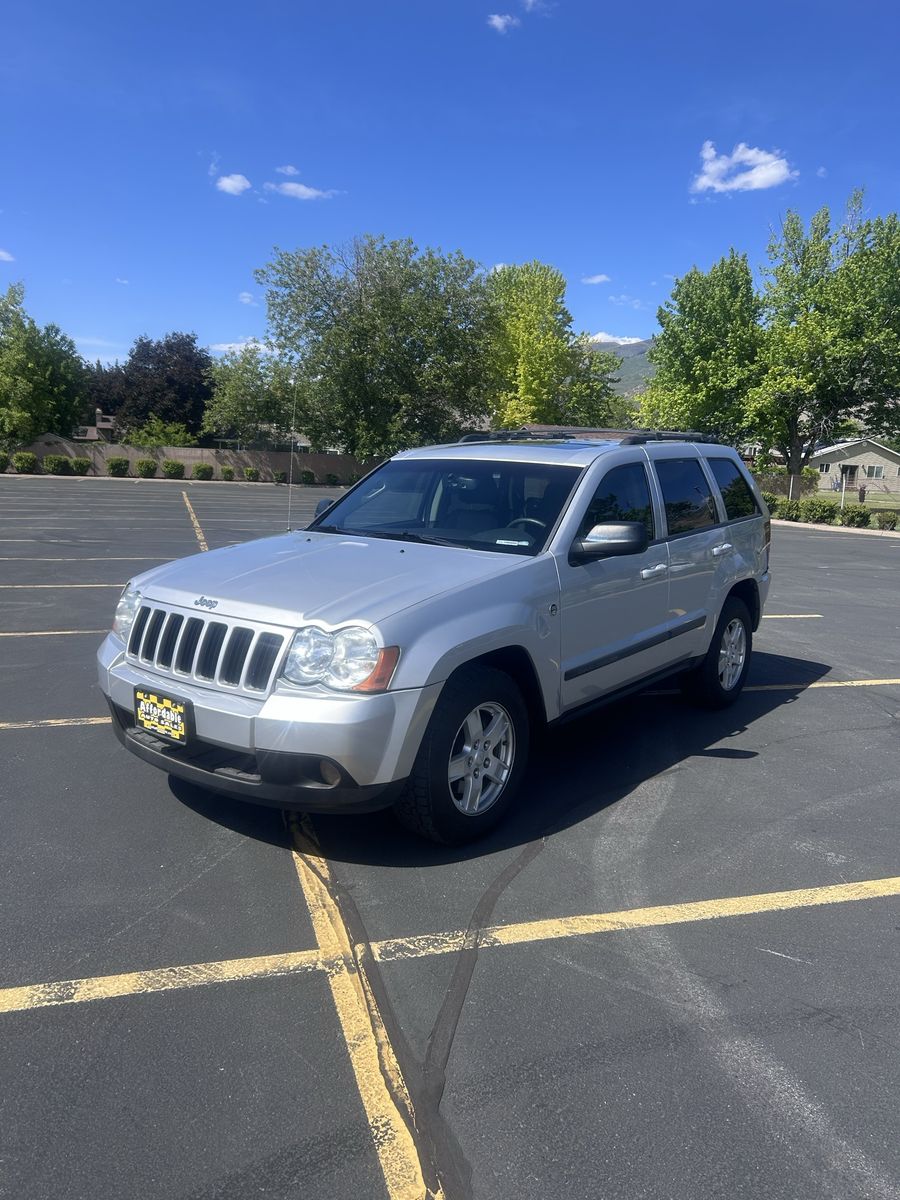 2009 Jeep Grand Cherokee Laredo