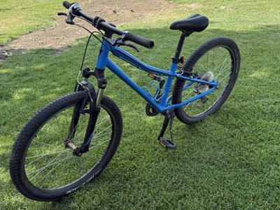Nice Youth Specialized Bike!