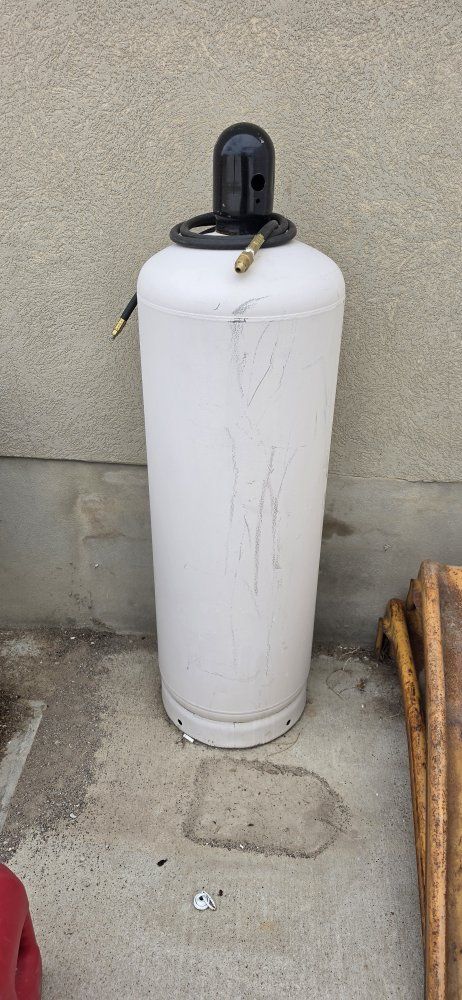 Large Propane Tank Used White Cylinder with Hose