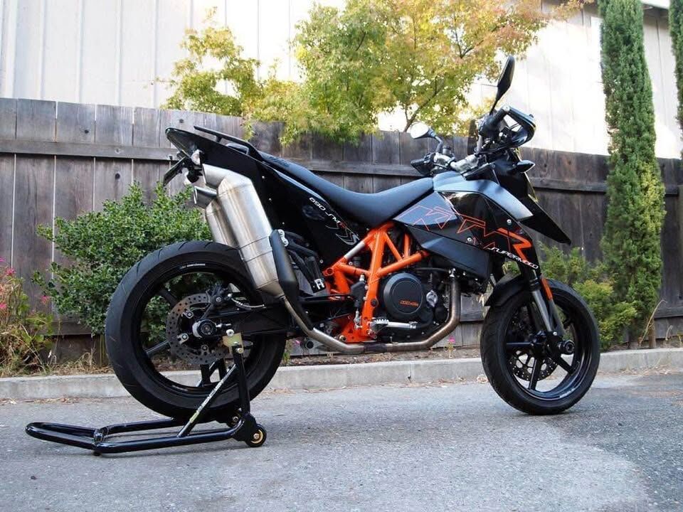 2008 KTM 690 SMR Supermoto