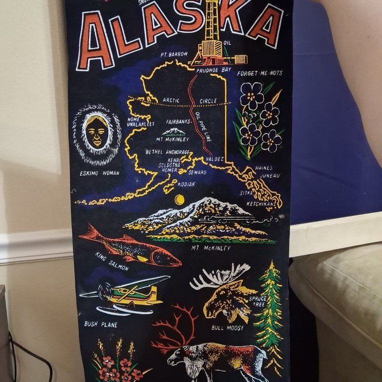 Vintage 1981 Alaska Souvenir Fabric Wall Hanging Tapestry with Mount McKinley & Wildlife