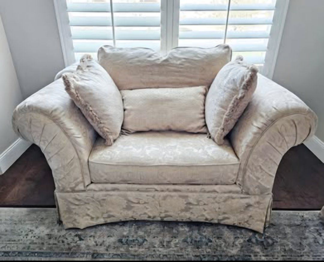 2 piece cream and gold couch set