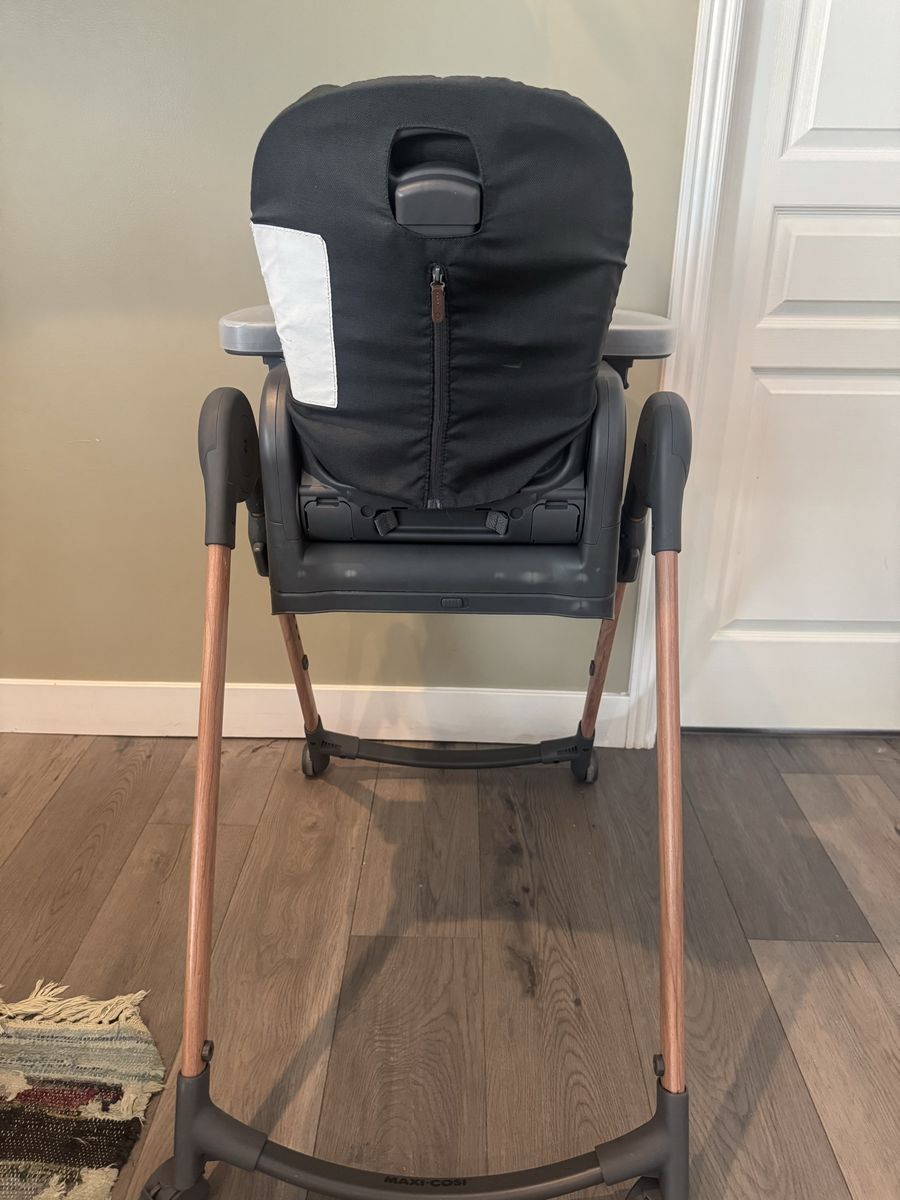 Maxi-Cosi Minla 6-in-1 High Chair with Adjustable Height and Reclining Seat