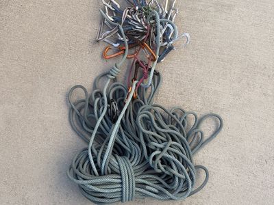 Black Diamond Climbing Gear Lot - Quickdraws, Belay Devices, Carabiners & Climbing Rope