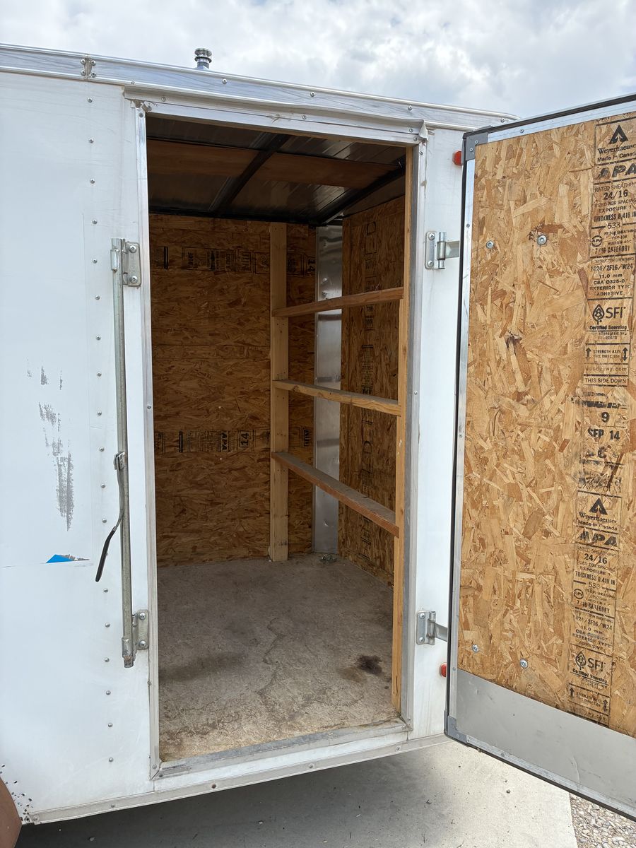 Main image 5