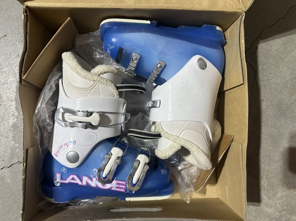 Kids Lange Starlet Ski Boots 18.5