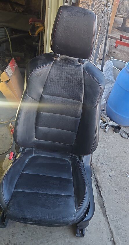 Mazda CX-5 Driver's side Seat