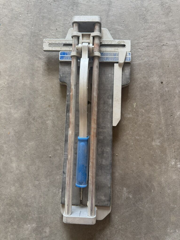 Tile Cutter