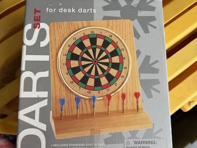 Desk Darts