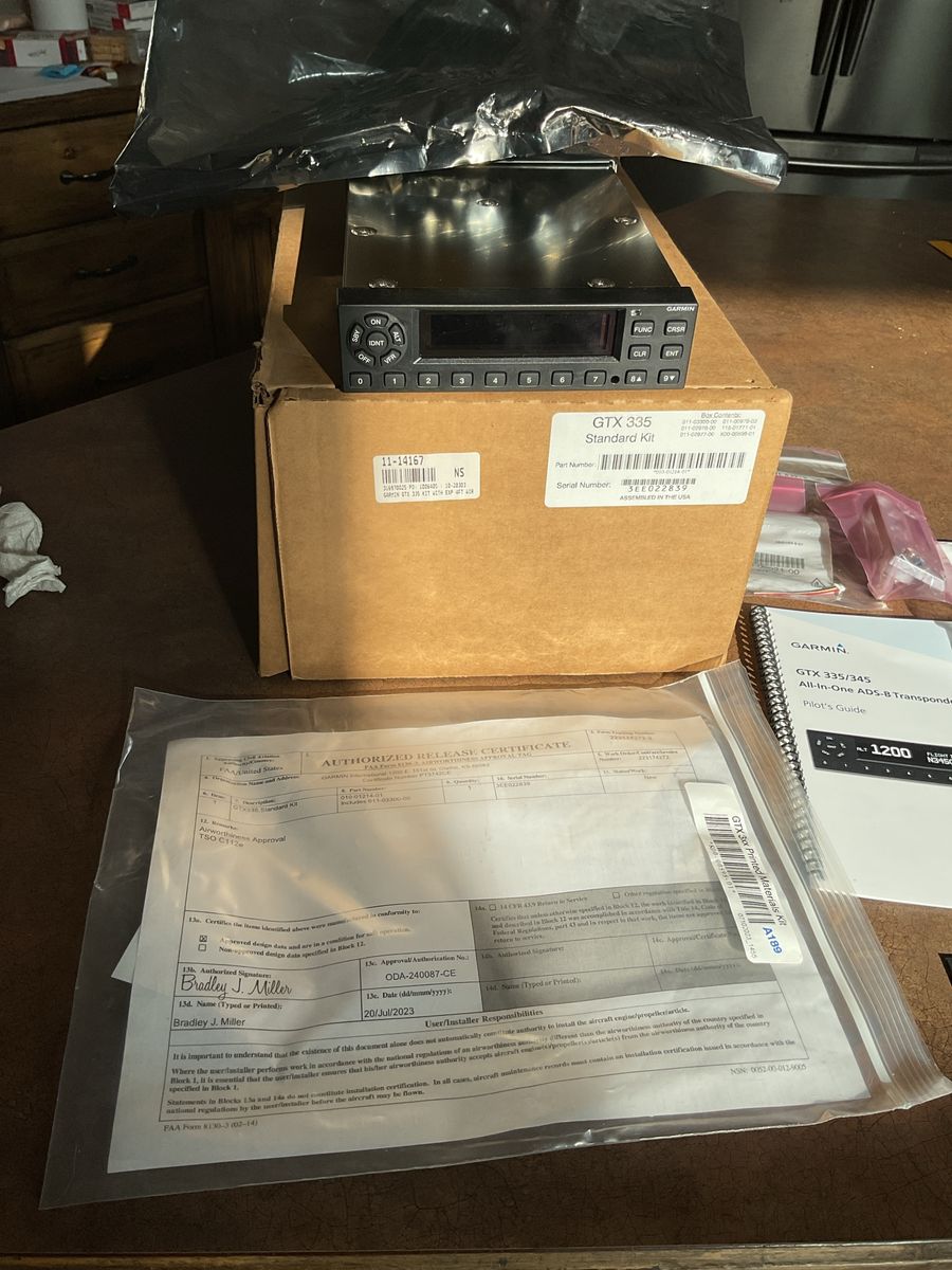 Garmin GTX 335 Standard Kit All-in-One ADS-B Transponder Pilot's Guide Included