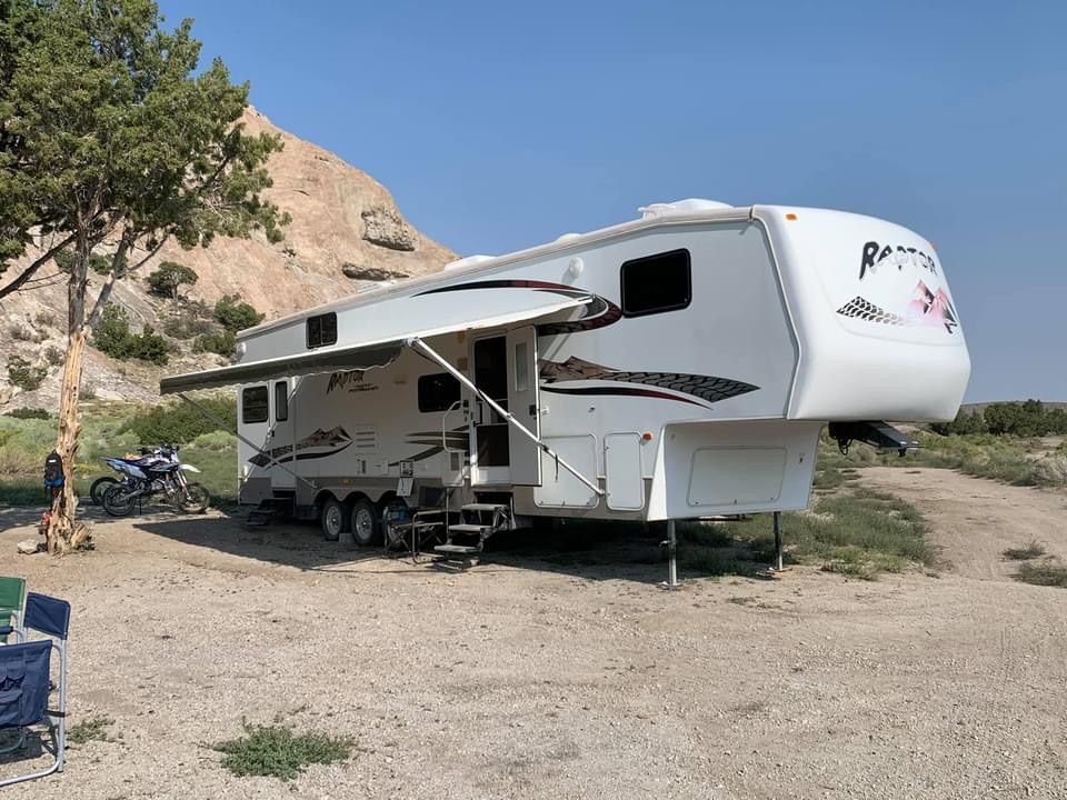 2006 Raptor 3612 5th Wheel Toyhauler