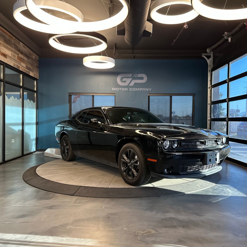 2022 Dodge Challenger SXT