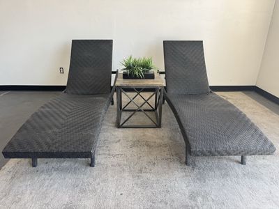 COSTCO OUTDOOR PATIO WOVEN CHAISE LOUNGE SET