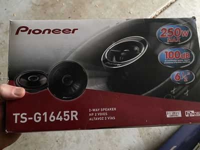Pioneer 6 1/2" speakers