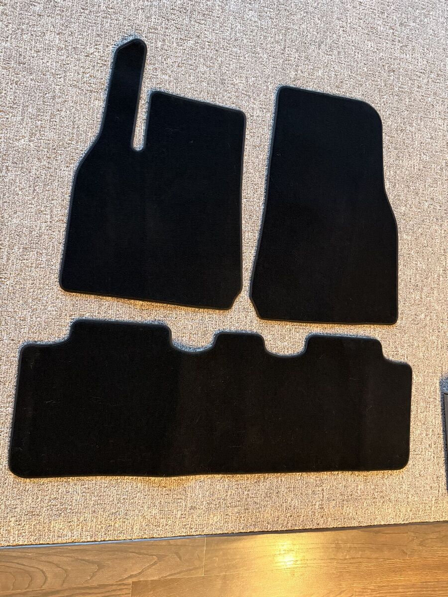 Car Floor Mats - NEW