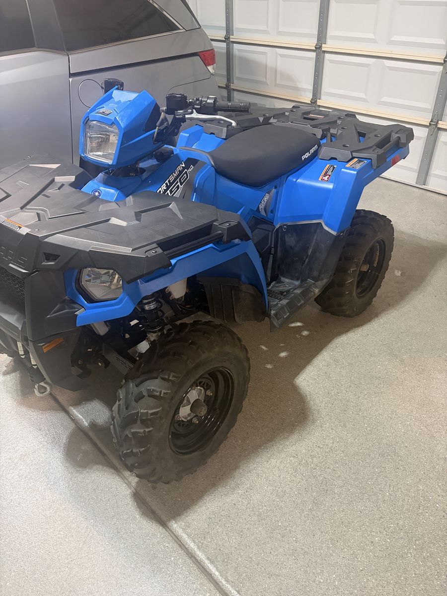 450 Polaris Sportsman w/ brand new plow
