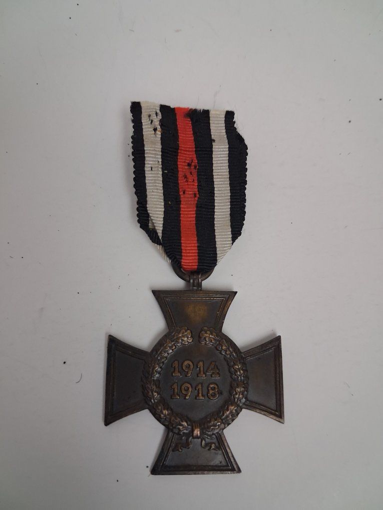 WWI German Hindenburg Cross Honor Combatant Medal with Ribbon 1914-1918