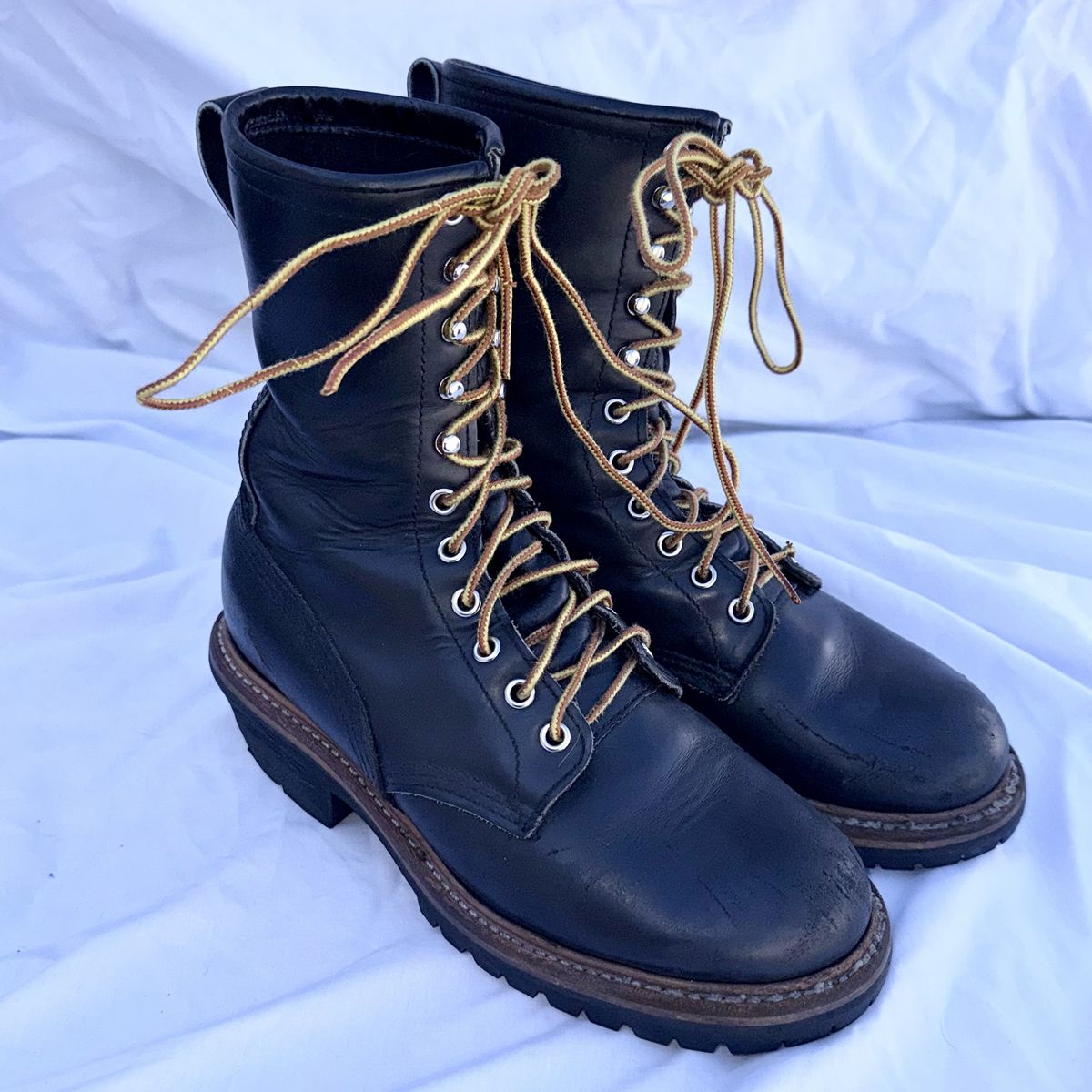 Red Wing 2218 Men's Black Leather Logger Work Boots - Size 7 D with Vibram Soles