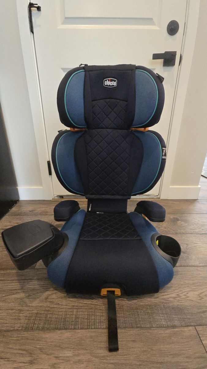 Chicco KidFit Zip Plus High Back & Backless Booster Seat