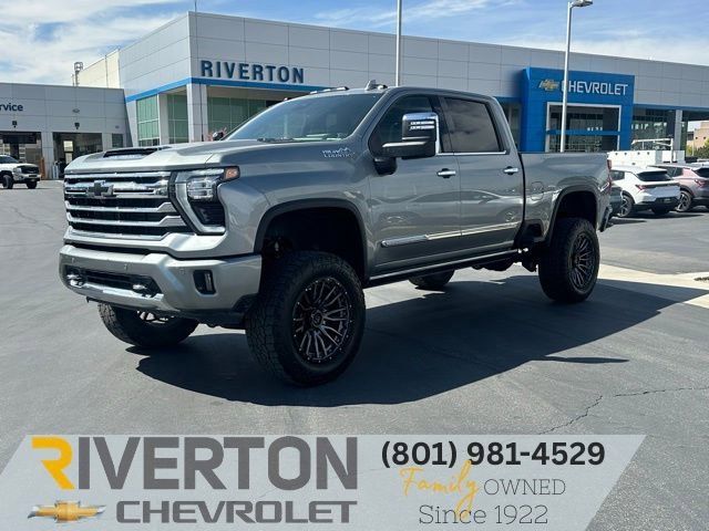 2025 Chevrolet Silverado 3500HD High Country