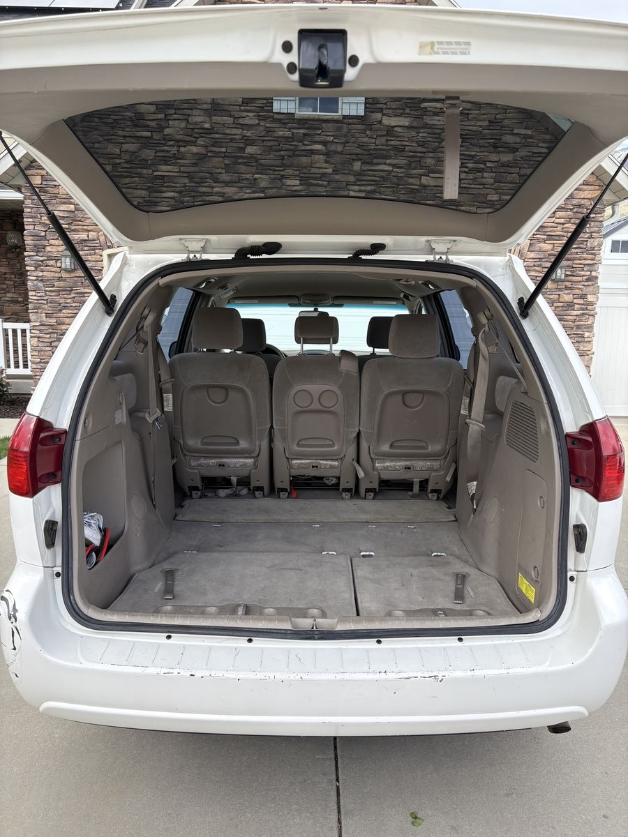 Main image 5