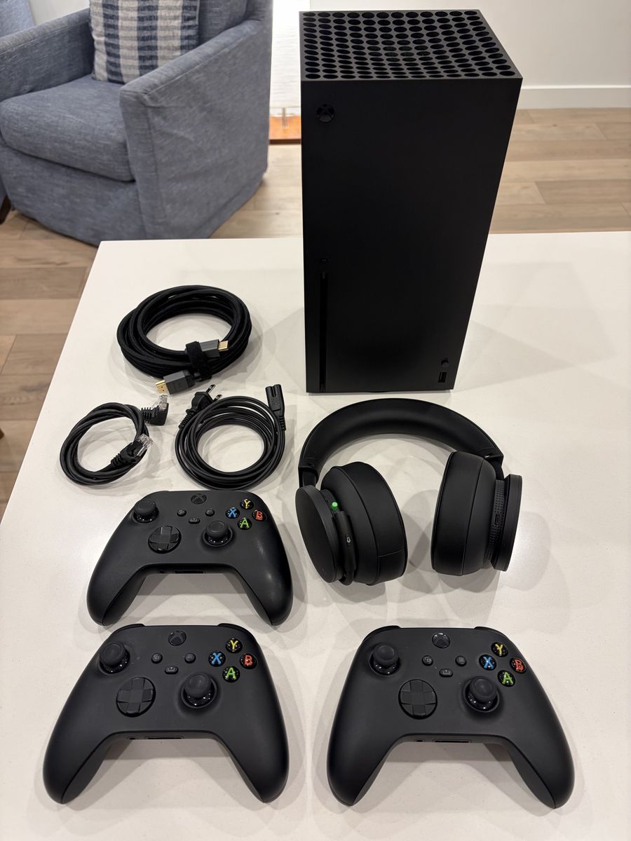 1TB Xbox Series X w/ Extras