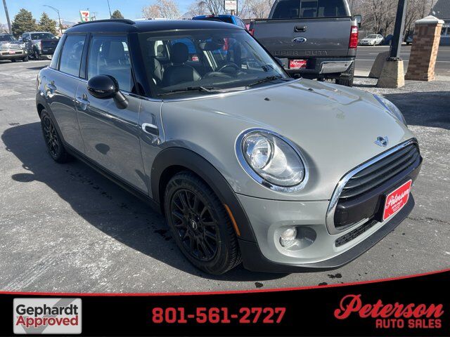 2016 Mini Hardtop 4 Door Cooper