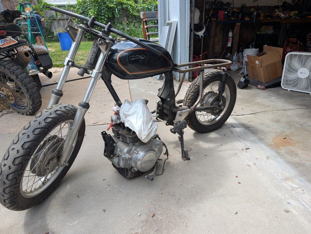 1980 CM 400 project Honda CB chopper bobber cafe