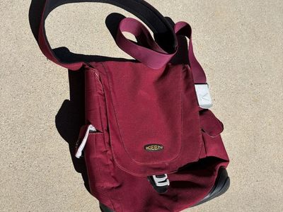 Keen Hybrid Transport Messenger Bag