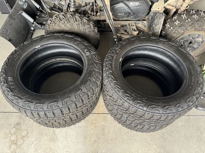Goodyear Wrangler Territory LT265/60R20