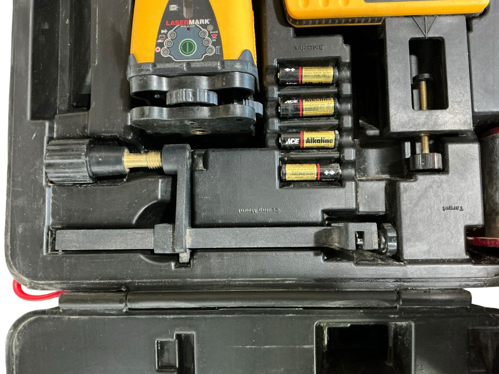 Main image 3