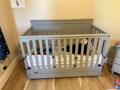Crib with Mattress