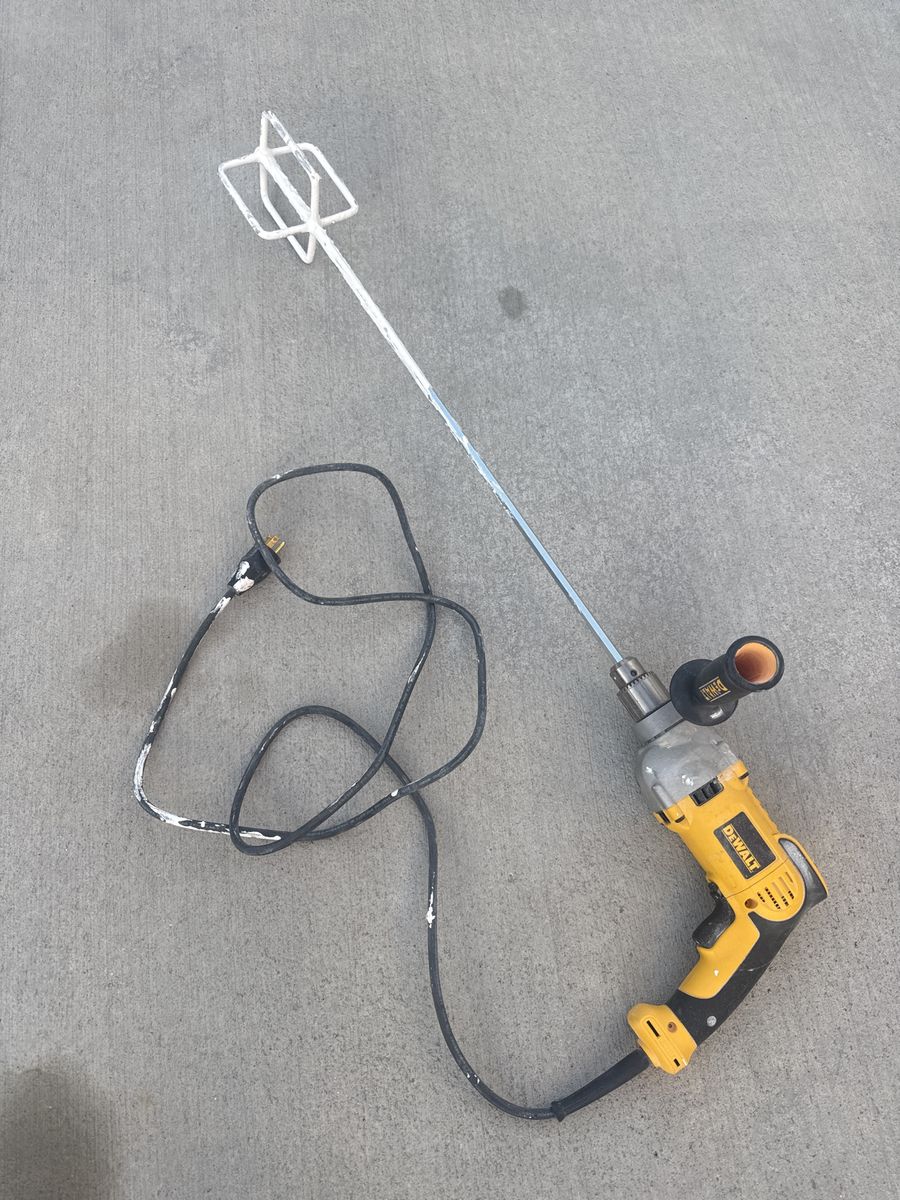 DEWALT DWD210G Heavy-Duty 1/2-inch Spade Handle Drill with Paint Mixer Paddle