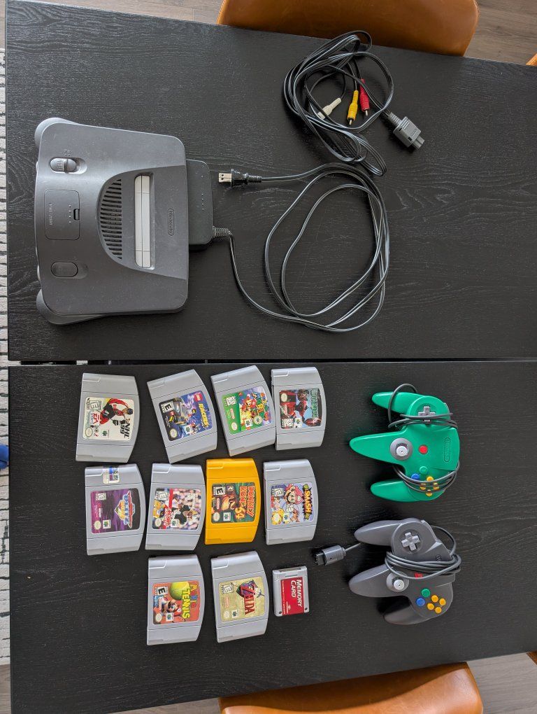 Nintendo 64 N64 Console Bundle with 10 Games, 2 Controllers, and Memory Card *PLEASE READ DESCRIPTION*