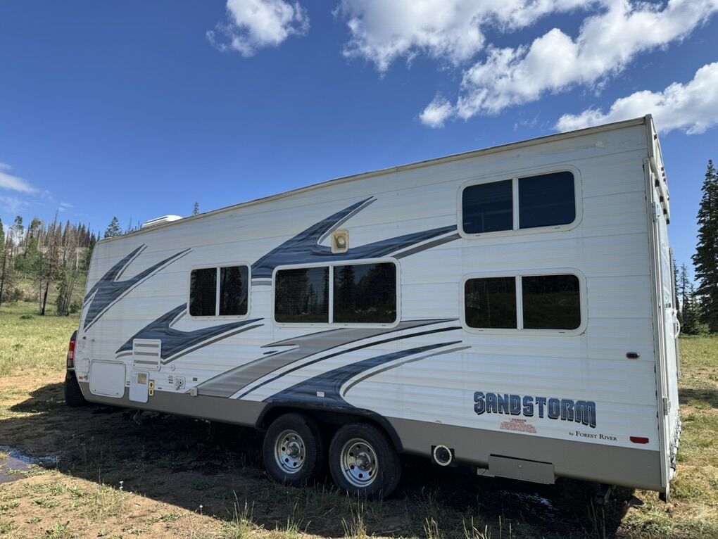 Sandstorm T226SLR Toy Hauler