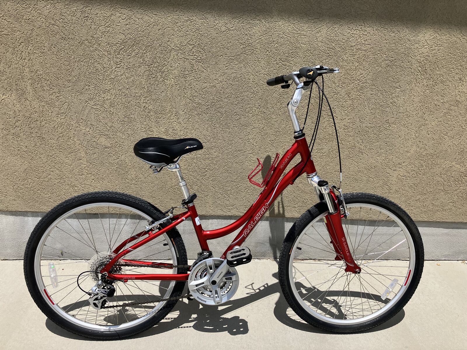 Women's Medium: Cruiser Bike