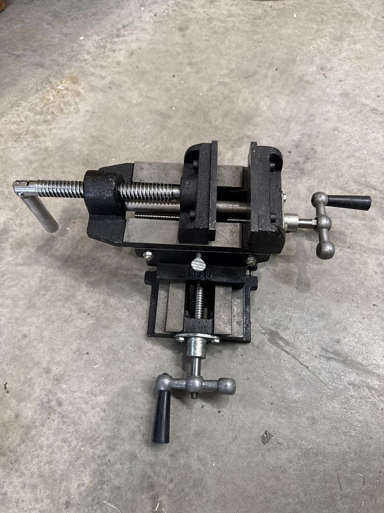 Cross Slide Drill Press vise 4 Like New